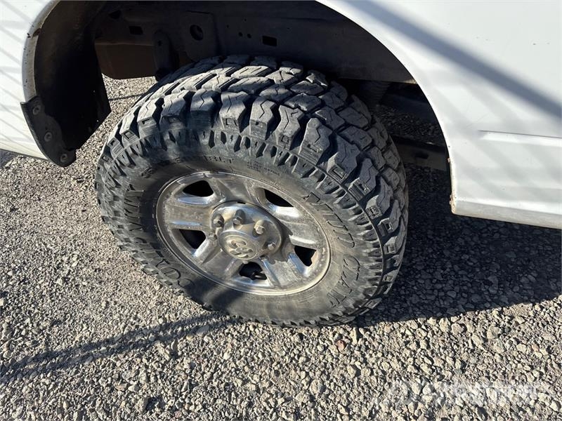 RAM 2500 Tradesman 4x4 Crew Cab Pickup 其他