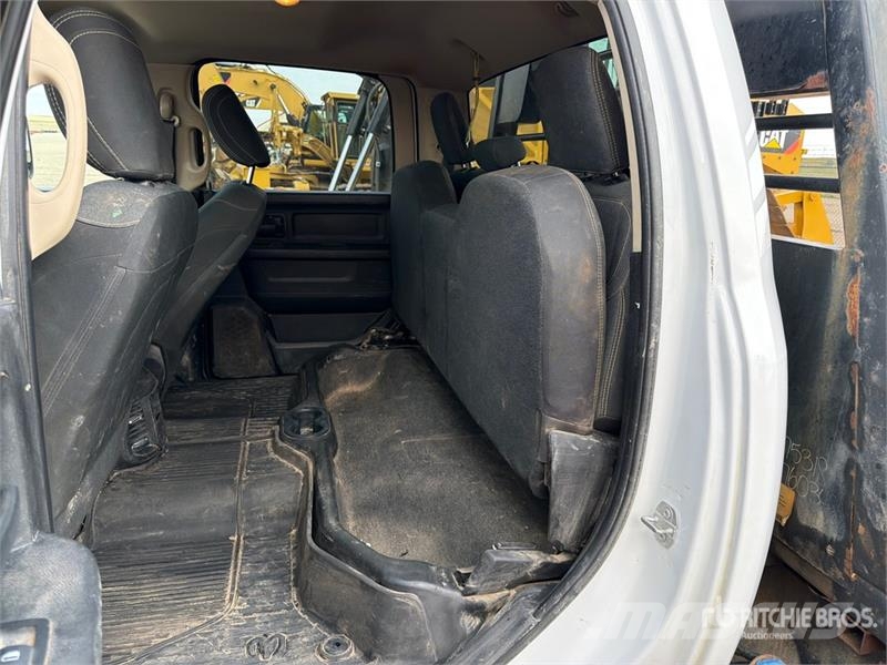 RAM 3500 Platformos/ Pakrovimas iš šono