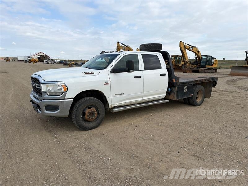 RAM 3500 Platformos/ Pakrovimas iš šono