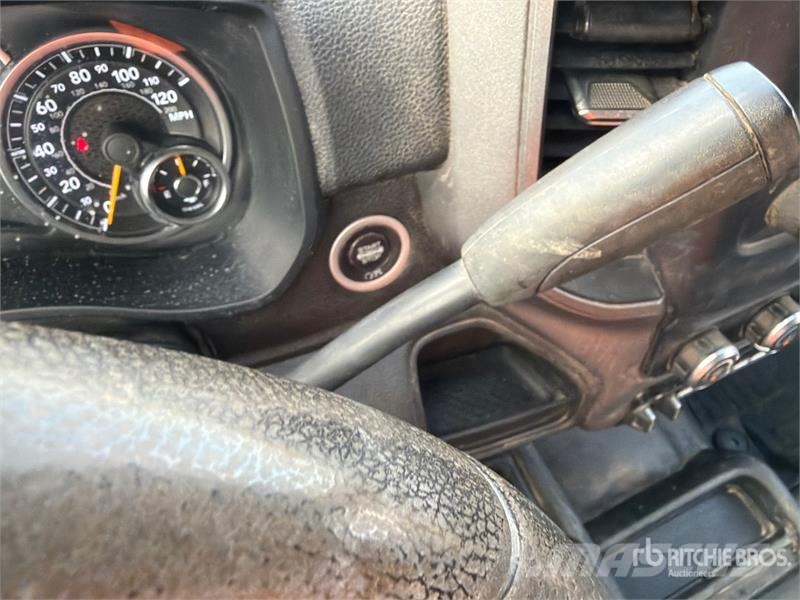 RAM 3500 Platformos/ Pakrovimas iš šono