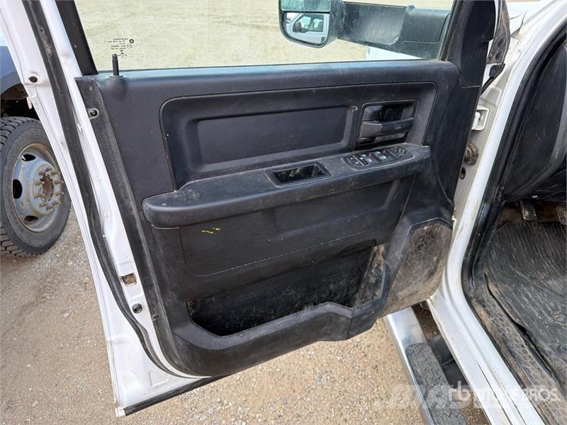 RAM 3500 Platformos/ Pakrovimas iš šono
