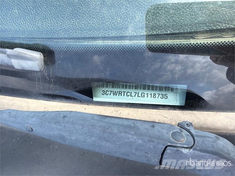 RAM 3500 Platformos/ Pakrovimas iš šono