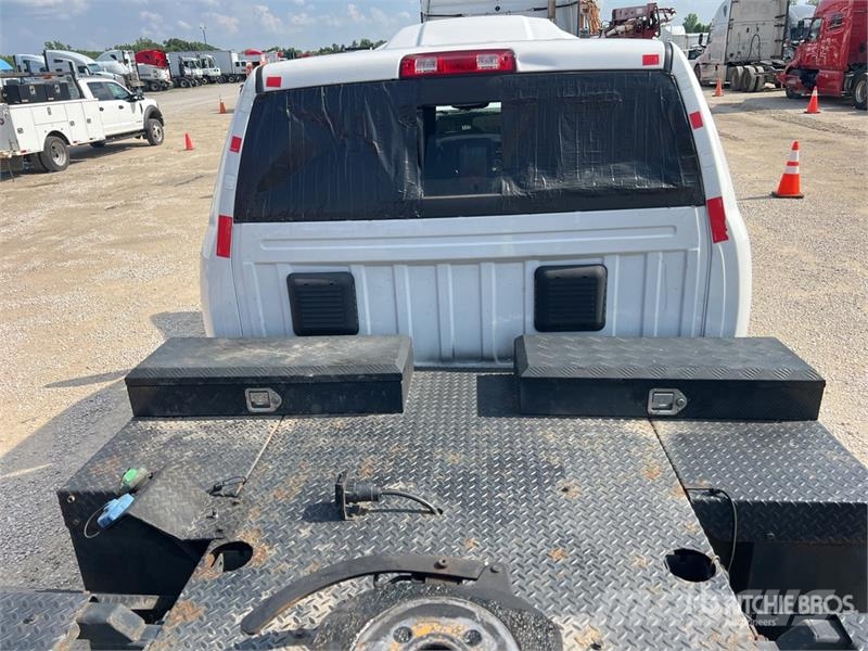 RAM 3500 4x4 Crew Cab Cab and Chassis Cabine si interior