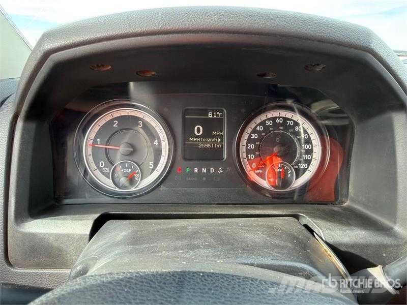 RAM 3500 4x4 Crew Cab Pickup その他