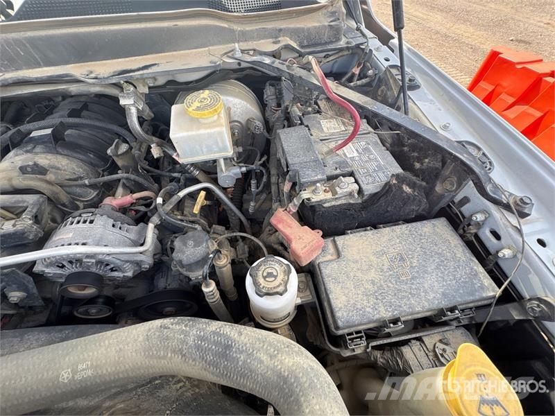 RAM 3500 4x4 Crew Cab Utility Truck 皮卡.傳統半斗卡車/側卸板