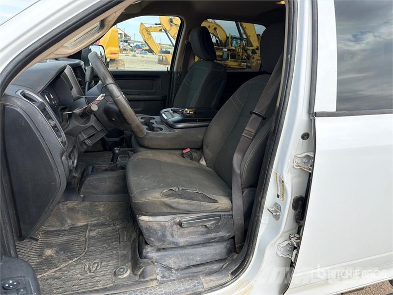RAM 5500 Cabines e interior