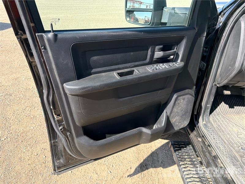 RAM 5500 Pick up/Dropside