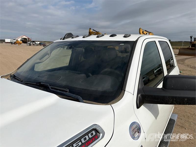 RAM 5500 Cabines e interior