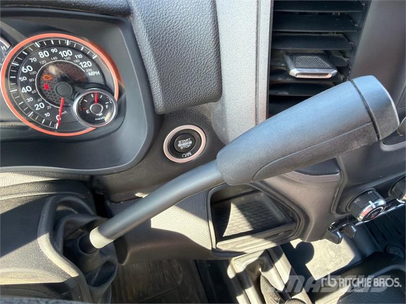 RAM 5500 Pick up/Dropside