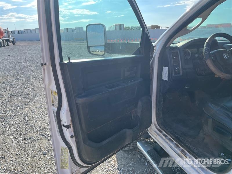 RAM 5500 Kabine i unutrašnjost