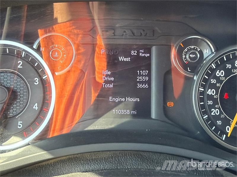 RAM 5500 Грузовики-платформы/боковая разгрузка