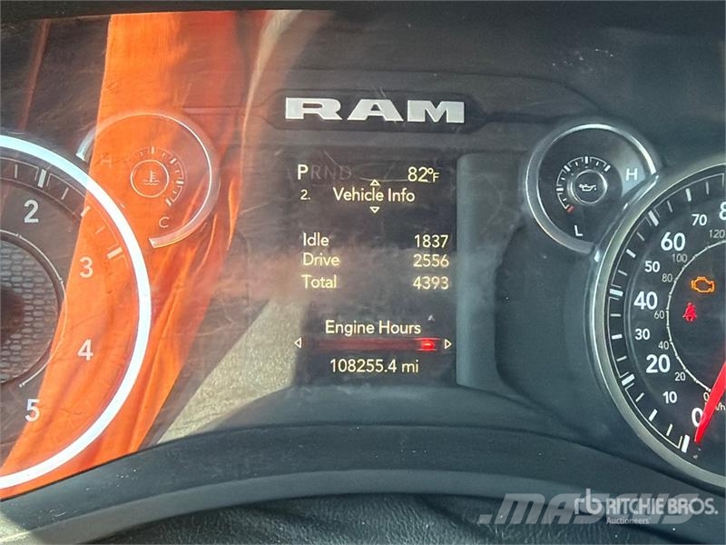 RAM 5500 Грузовики-платформы/боковая разгрузка