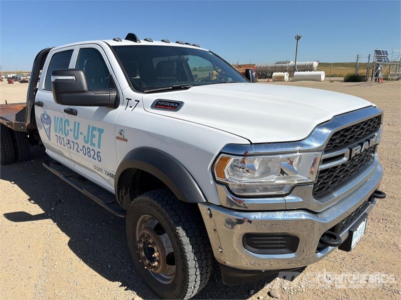 RAM 5500 Грузовики-платформы/боковая разгрузка