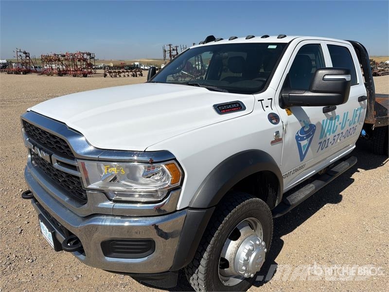 RAM 5500 Грузовики-платформы/боковая разгрузка