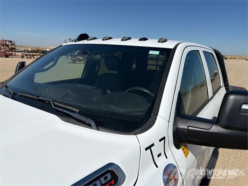 RAM 5500 Грузовики-платформы/боковая разгрузка