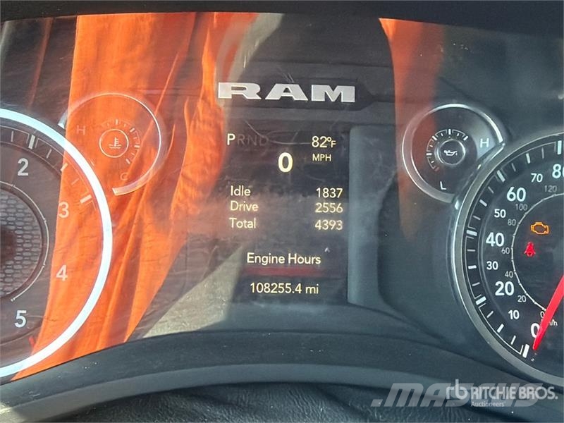 RAM 5500 Грузовики-платформы/боковая разгрузка