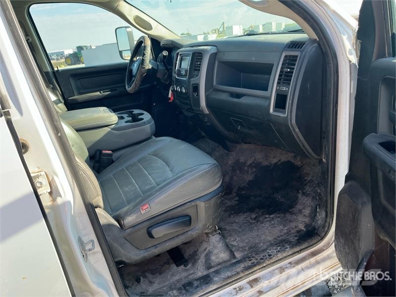 RAM 5500 Kabine i unutrašnjost