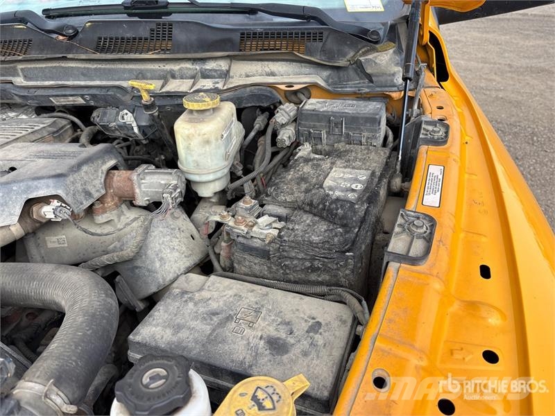 RAM 5500 4x2 Dump Truck Camion ribaltabili