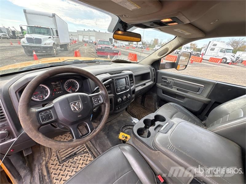 RAM 5500 4x2 Dump Truck Camion ribaltabili