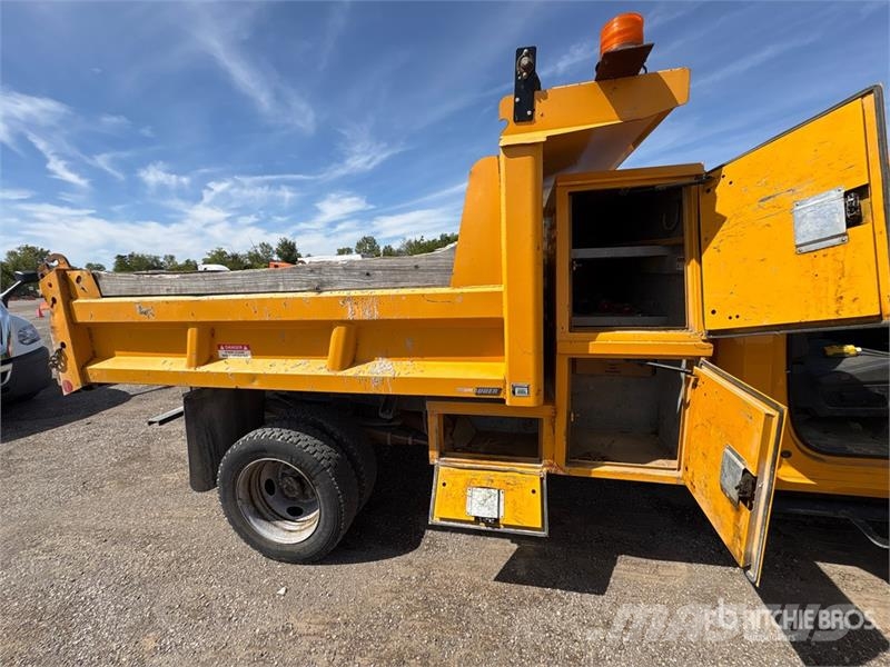 RAM 5500 4x2 Dump Truck Sklápače