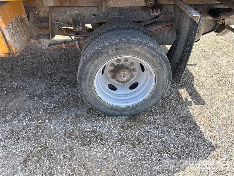 RAM 5500 4x2 Dump Truck Sklápače