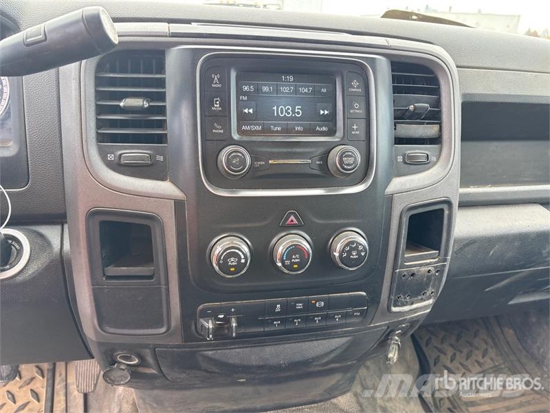 RAM 5500 4x2 Dump Truck Camion ribaltabili