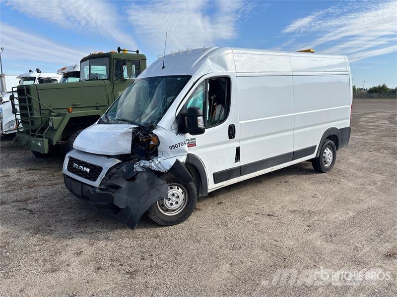 RAM ProMaster 2500 Cargo Van Kaubikud