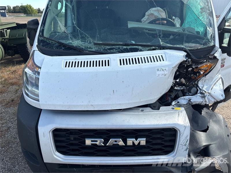 RAM ProMaster 2500 Cargo Van Kaubikud