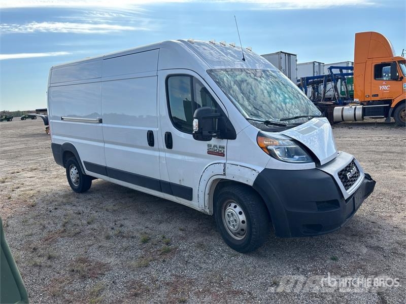 RAM ProMaster 2500 Cargo Van Kaubikud