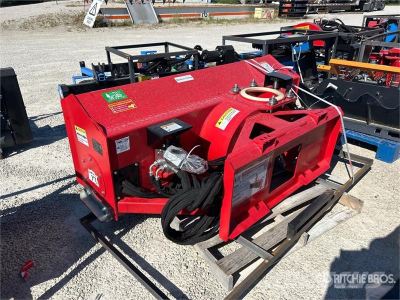  Raytree RHSB72 75 in Skid Steer Snowblower (Unused Snøfresere