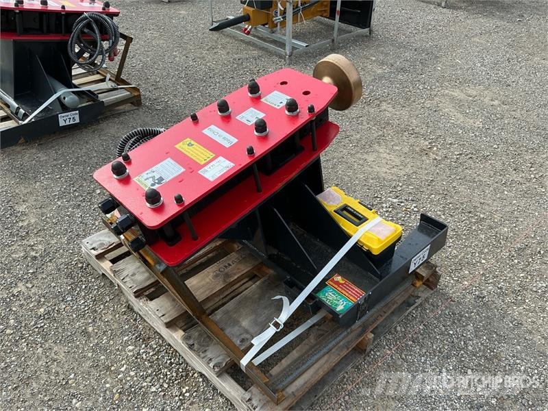 Raytree RMPP680 Skid Steer Post Driver (Unused) Sprzęt ogrodzeniowy