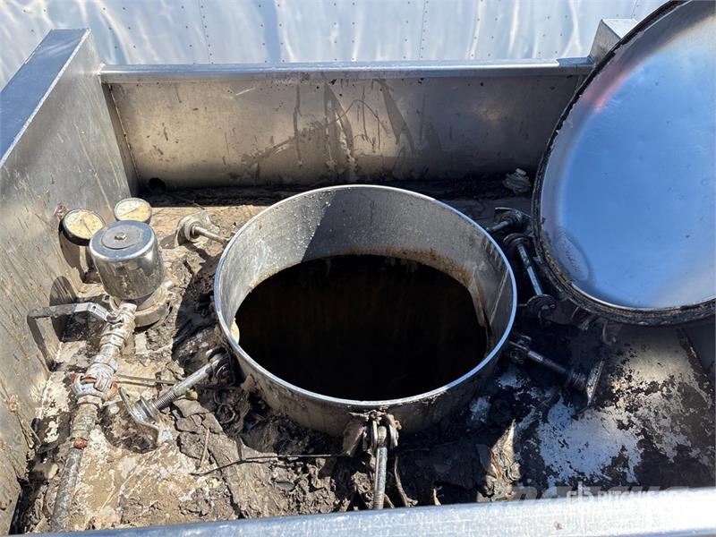 RCON 6700 gal T/A Tanker Trailer Tsisternhaagised