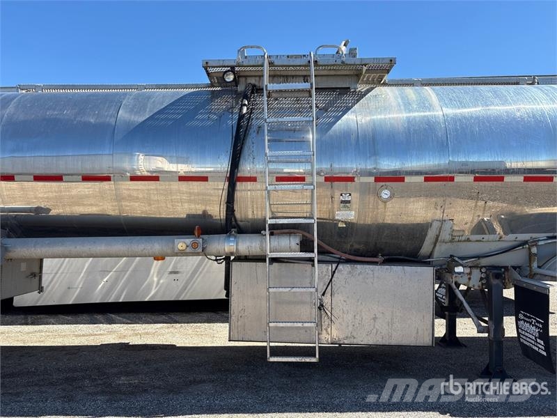RCON 6700 gal Tanker Trailer Прицепы-цистерны