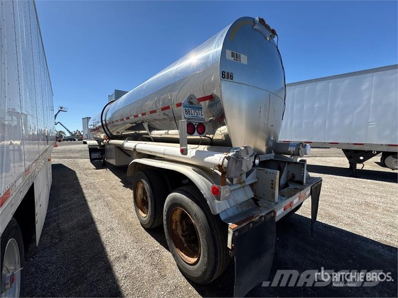 RCON 6700 gal Tanker Trailer Прицепы-цистерны