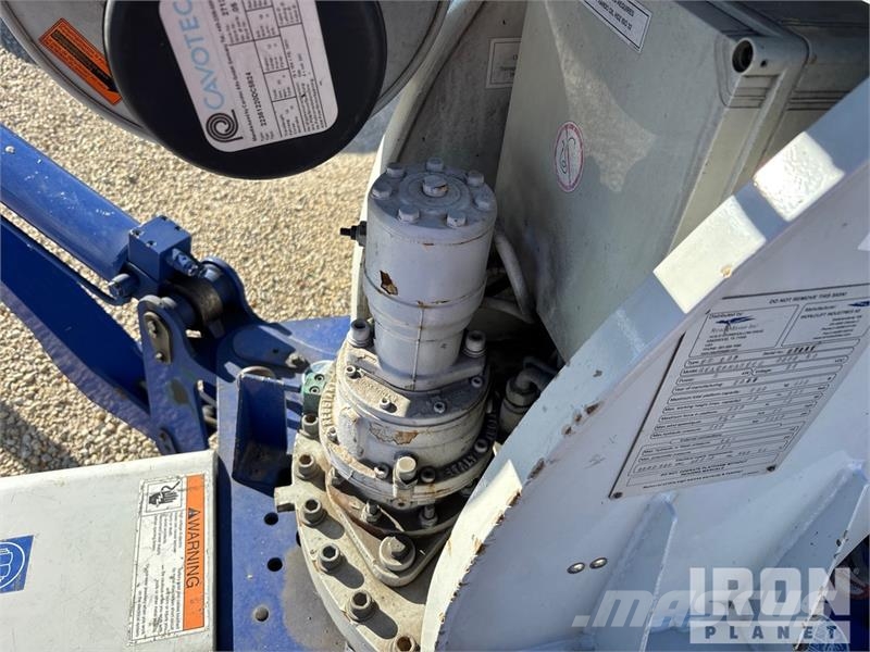 ReachMaster Falcon FS105 Electric Articulating Boom Lift Knikarmhoogwerkers