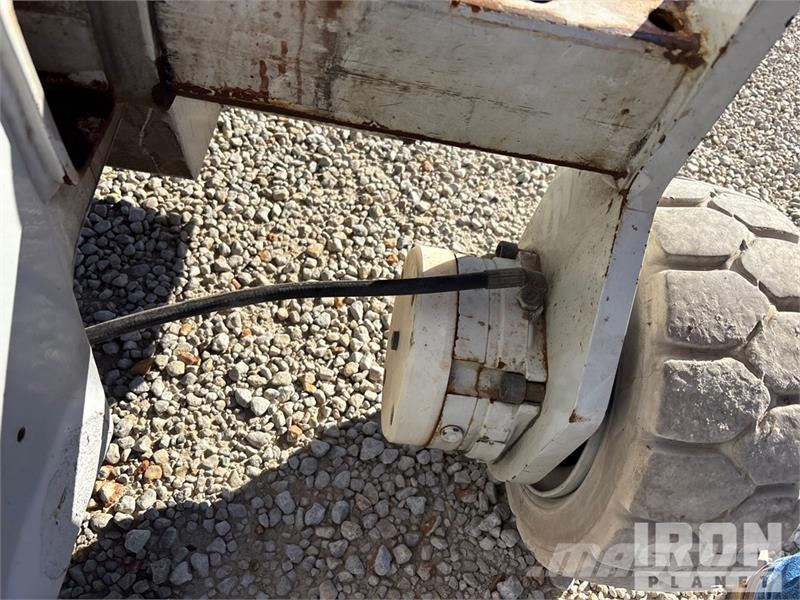 ReachMaster Falcon FS105 Electric Articulating Boom Lift Knikarmhoogwerkers