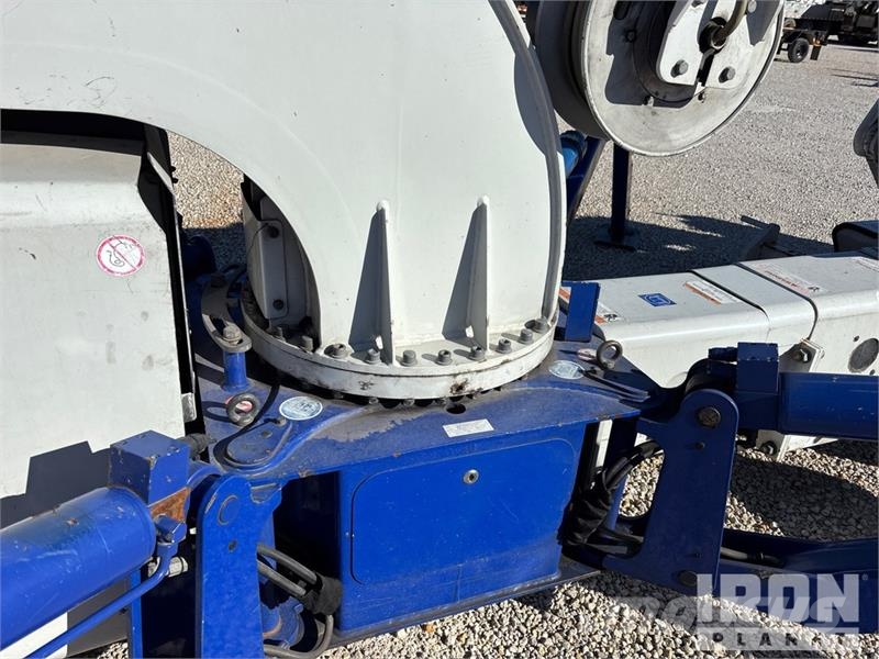 ReachMaster Falcon FS105 Electric Articulating Boom Lift Knikarmhoogwerkers