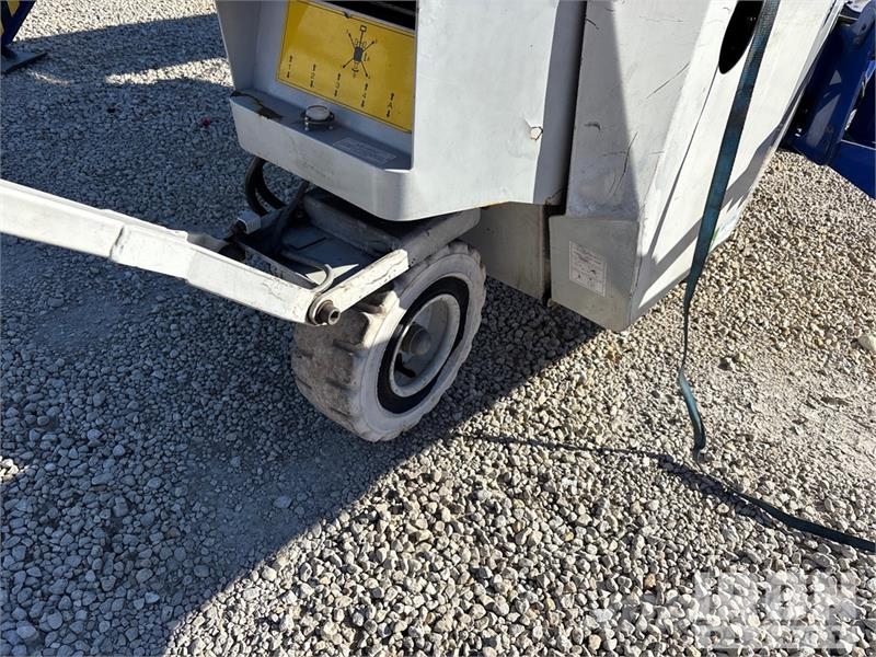 ReachMaster Falcon FS105 Electric Articulating Boom Lift Knikarmhoogwerkers