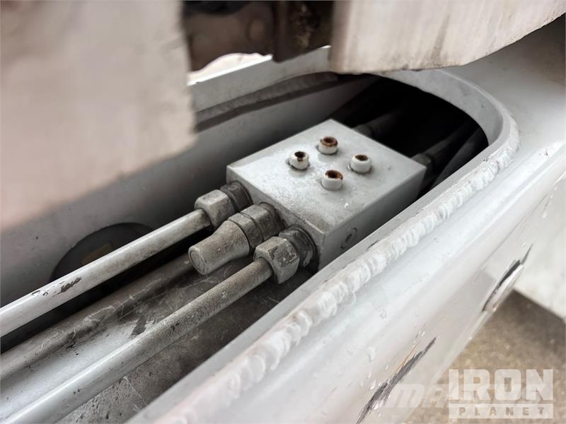ReachMaster Falcon FS95 Electric Articulating Boom Lift Knikarmhoogwerkers