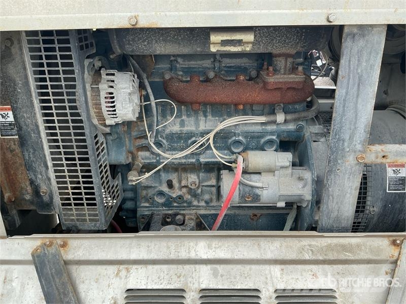 Red-D-Arc D502K 5+4 500 A Skid-Mounted Multi-Proce Keevitusagregaadid