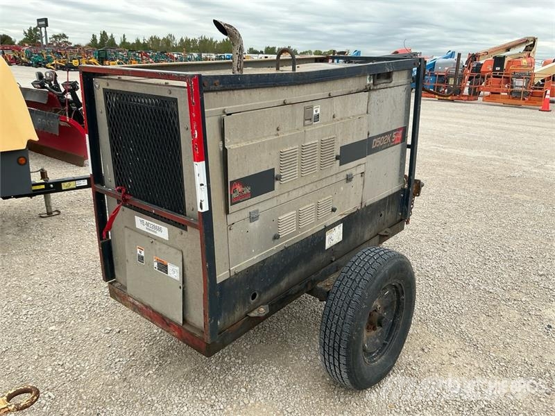 Red-D-Arc D502K 5+4 500 A Skid-Mounted Multi-Proce Keevitusagregaadid