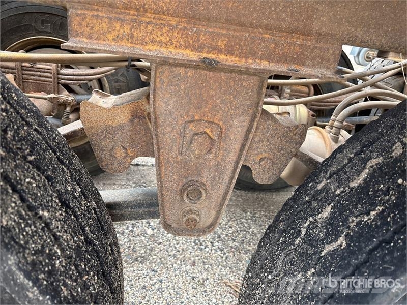 Red River 17 ft Tri/A Belly Dump Trailer Savivartės priekabos