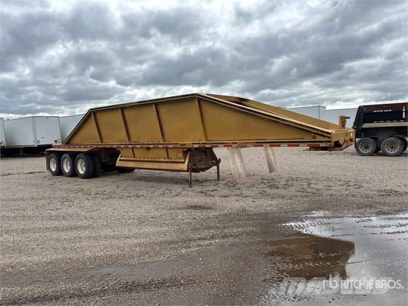 Red River 17 ft Tri/A Belly Dump Trailer Savivartės priekabos