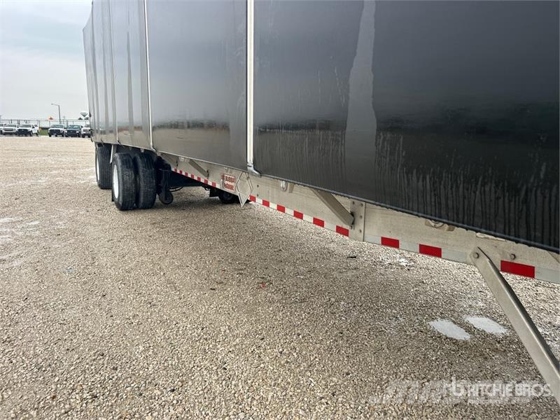 Reitnouer 48 ft T/A Spread Axle Curtain Side Trailer Tents