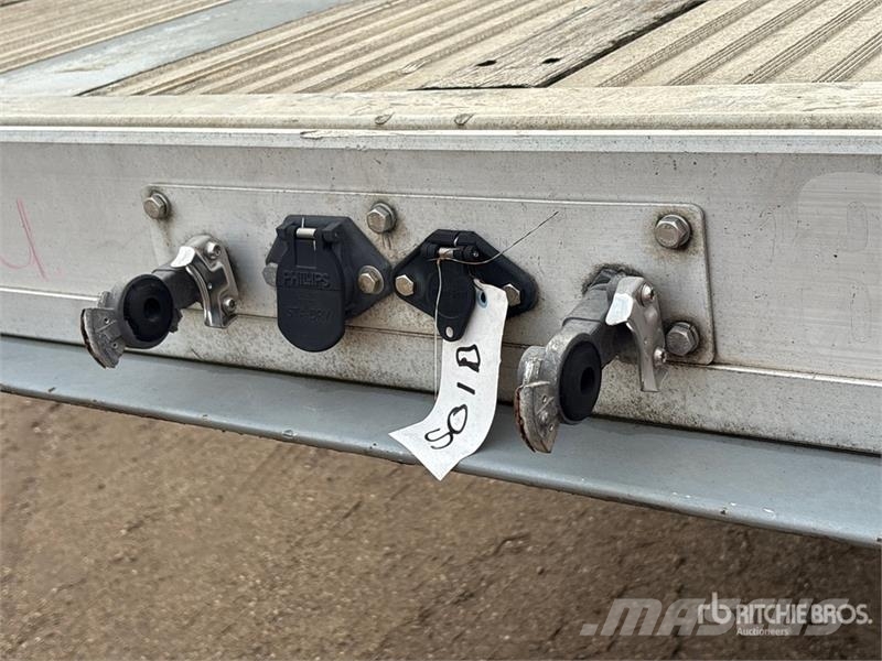 Reitnouer 53 ft T/A Spread Axle Step Deck Trailer Низкорамные прицепы