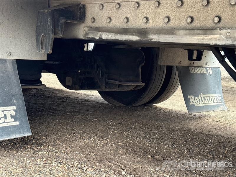 Reitnouer 53 ft T/A Spread Axle Step Deck Trailer Низкорамные прицепы