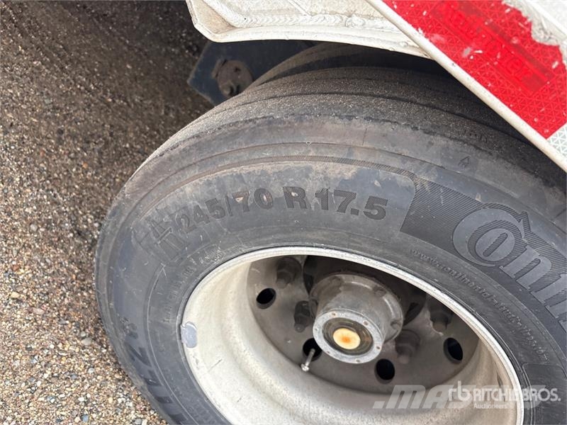 Reitnouer 53 ft T/A Spread Axle Step Deck Trailer Низкорамные прицепы