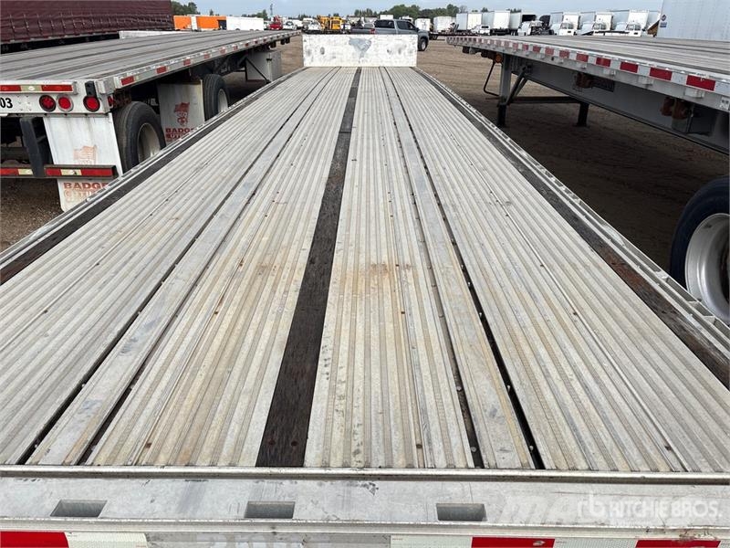 Reitnouer 53 ft T/A Spread Axle Step Deck Trailer Низкорамные прицепы