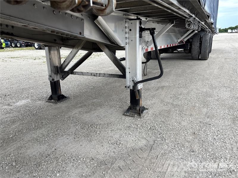 Reitnouer Max Miser 53 ft T/A Spread Axle Curtain Side Trail Тентовані причепи