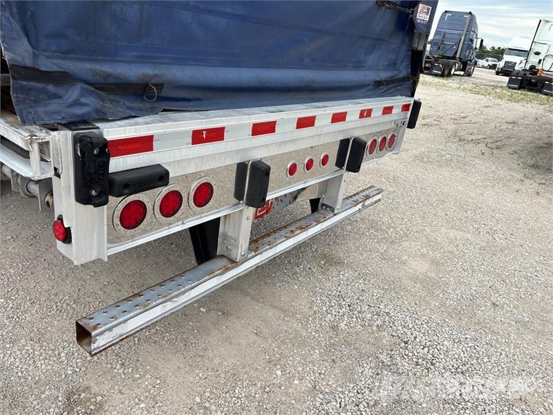 Reitnouer Max Miser 53 ft T/A Spread Axle Curtain Side Trail Тентовані причепи